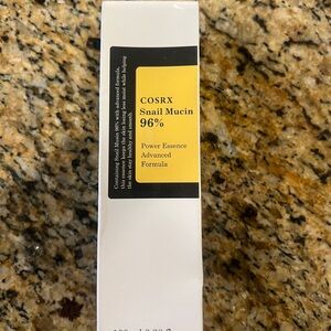 Snail mucin/ brand new in the box